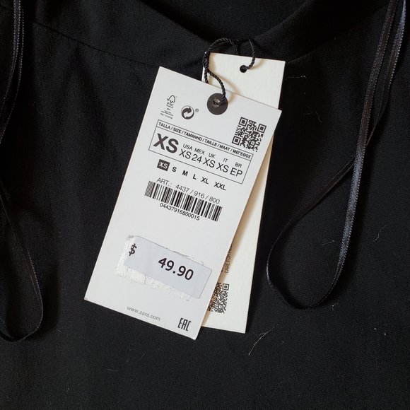 🆕 | Zara Surplice Dress in Black - Picture 8 of 10